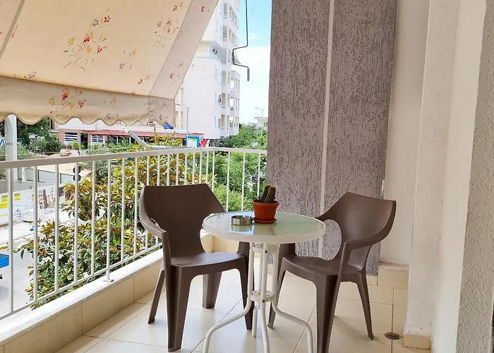 Arte Apartment